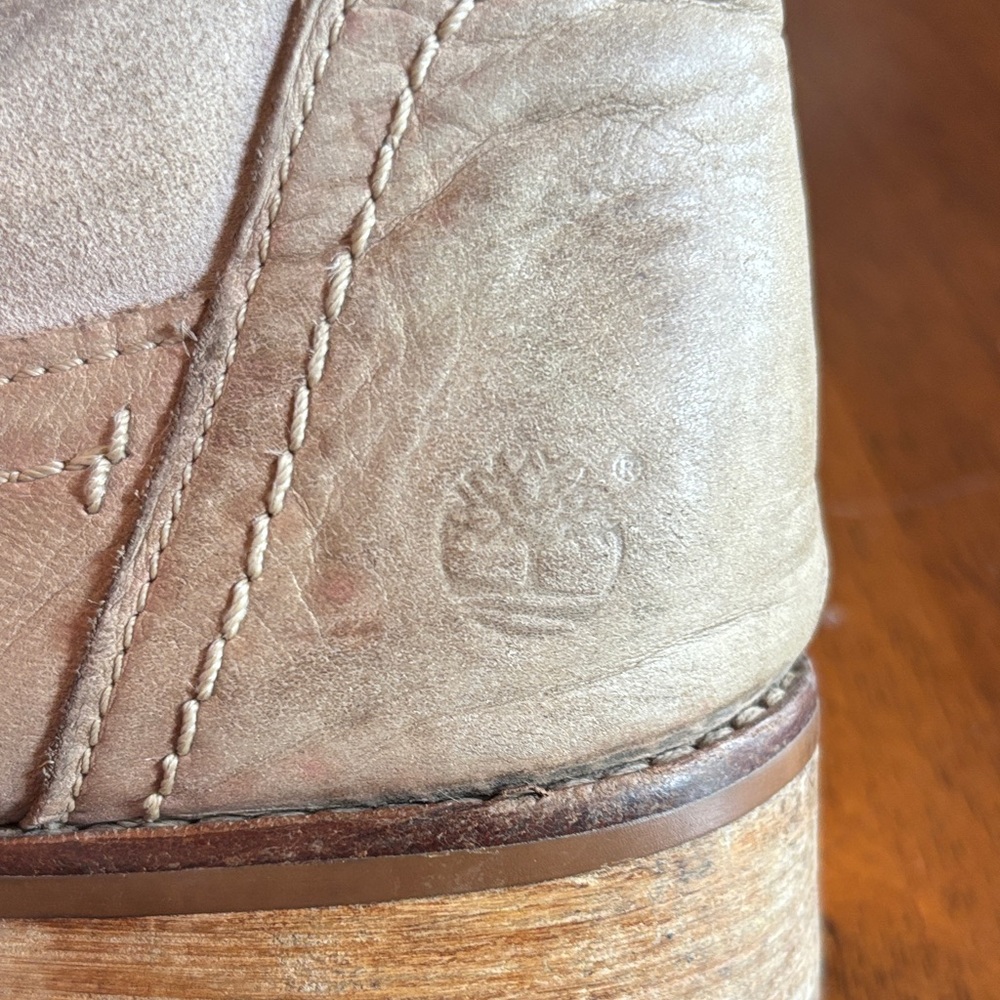 Timberland Women's cream/bone color slouchy Leather Boots - Picture 6 of 9